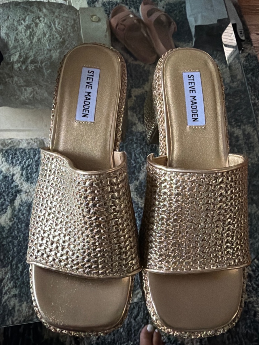Steve Madden platform sandal